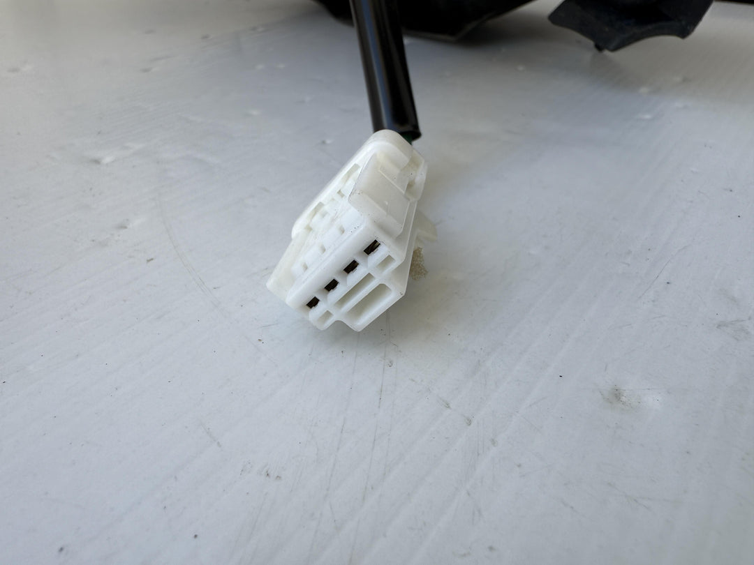 -
  
  Mitsubishi
  Lancer
  
  Left Taillight