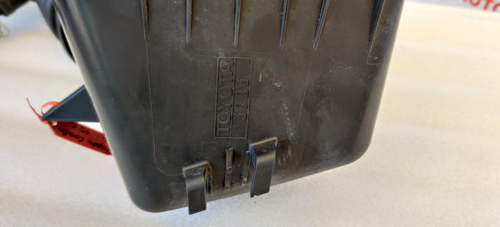 2008 -
  2013
  Toyota
  Corolla
  
  Air Cleaner/Box