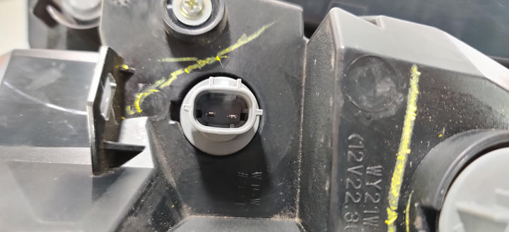 2017 -
  2021
  Honda
  Civic
  RS
  Left Taillight