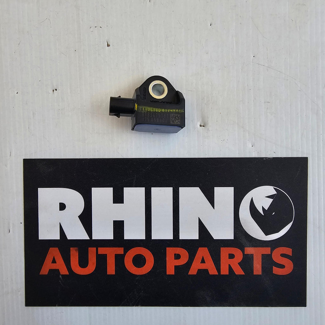 2022 Isuzu MU-X - Airbag Sensor PN: 8983475161