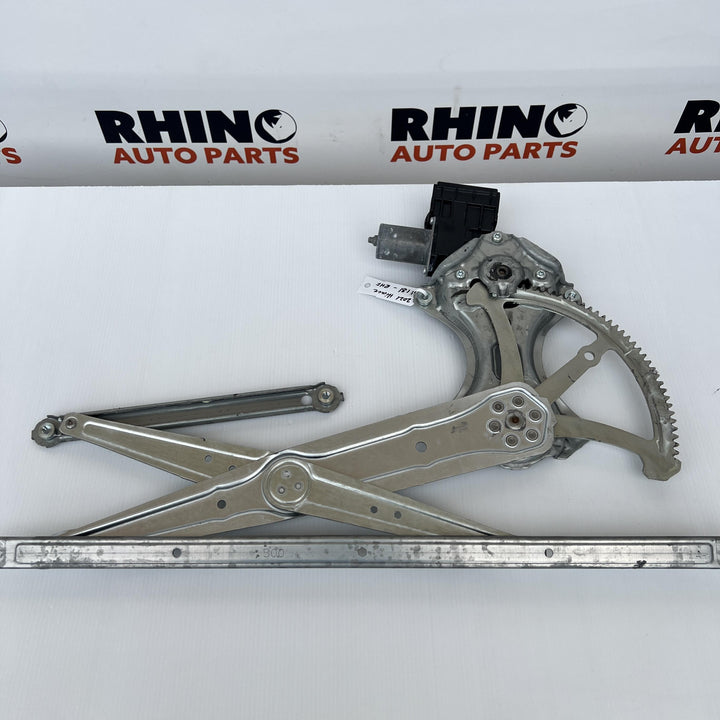 2021 Toyota Hiace VI H300 GDH300 - Right Front Window Regulator/Motor