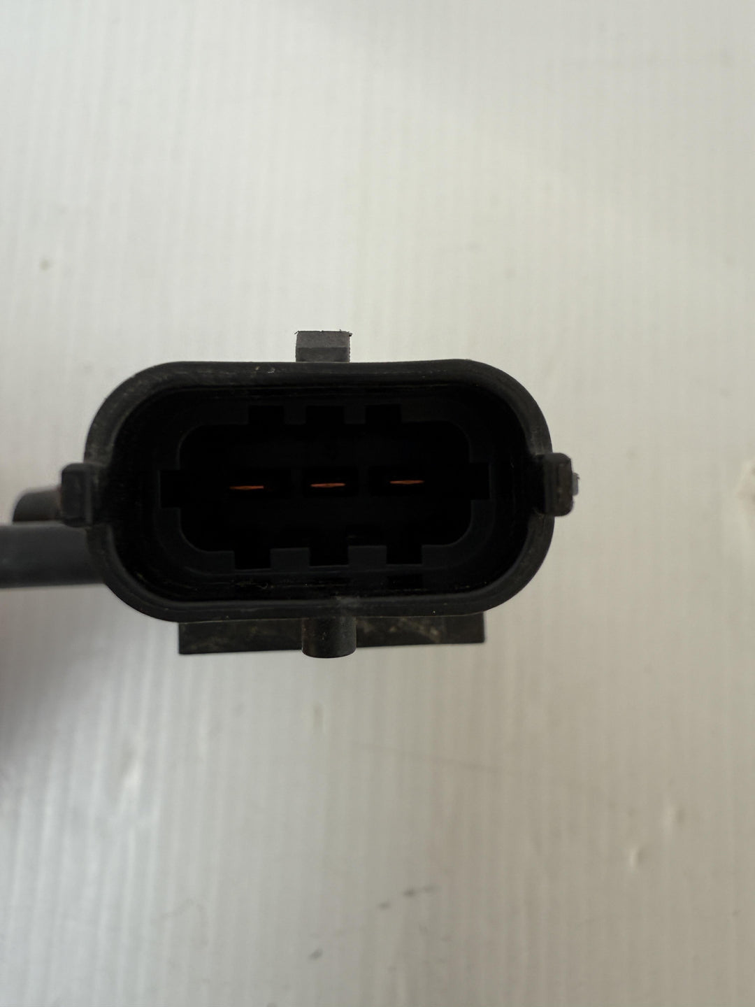 2015 -
  2021
  Nissan
  Navara
  ST
  Differential Exhaust Pressure Sensor
  227702184R