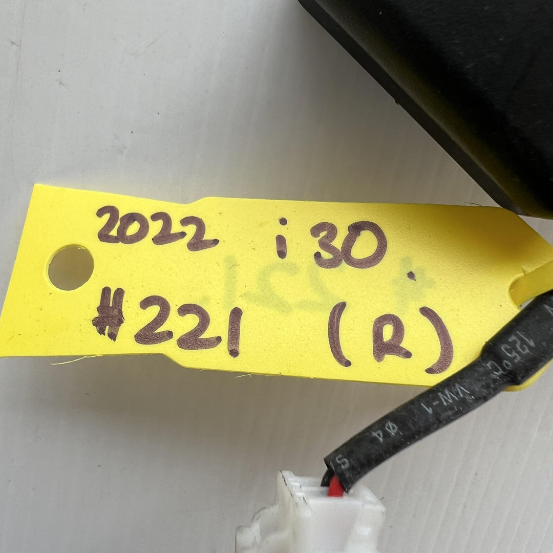 2017 -
  2023
  Hyundai
  i30
  Elite
  Right Rear Seat Belt Stalk
  89840G300TRY