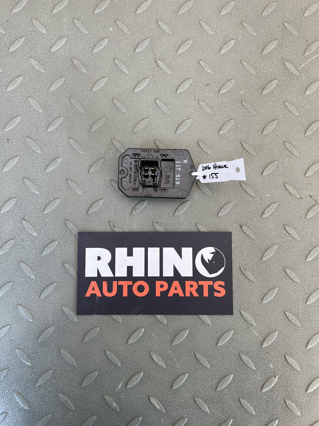 2016 Toyota Hiace V H200 - Fan Speed Resistor