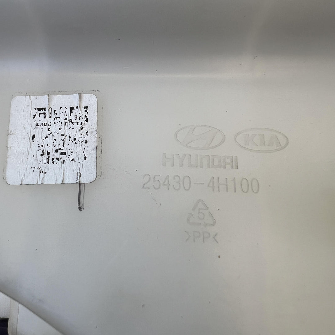 2020 Hyundai iLoad TQ - Overflow Bottle PN: 254304H100