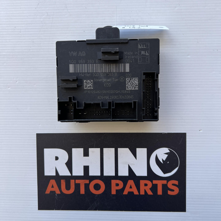 2018 Volkswagen Golf - Door Control Module PN: 5Q0959393E