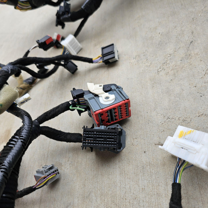 2011 -
  2022
  Ford
  Ranger
  XLT
  Dash Wiring Harness
  HB3T14401BDB