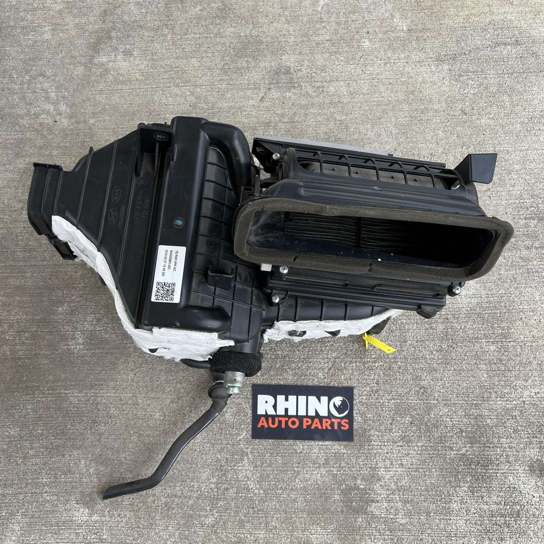 2018 Hyundai iLoad TQ - Heater Core/Box PN: DH4U0QB7LA02