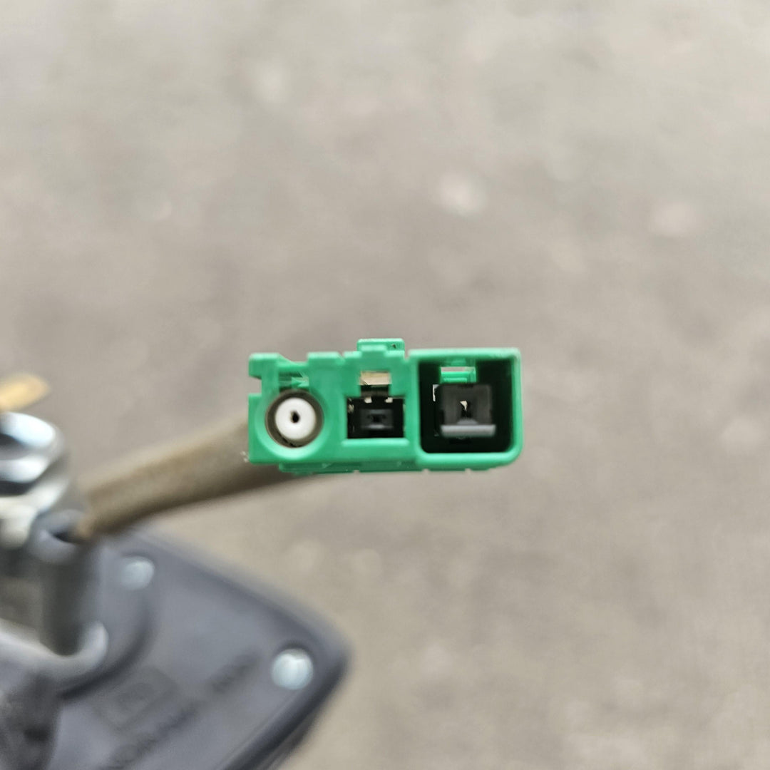 2023 Hyundai i30 - Antenna PN: 96210G4260EB