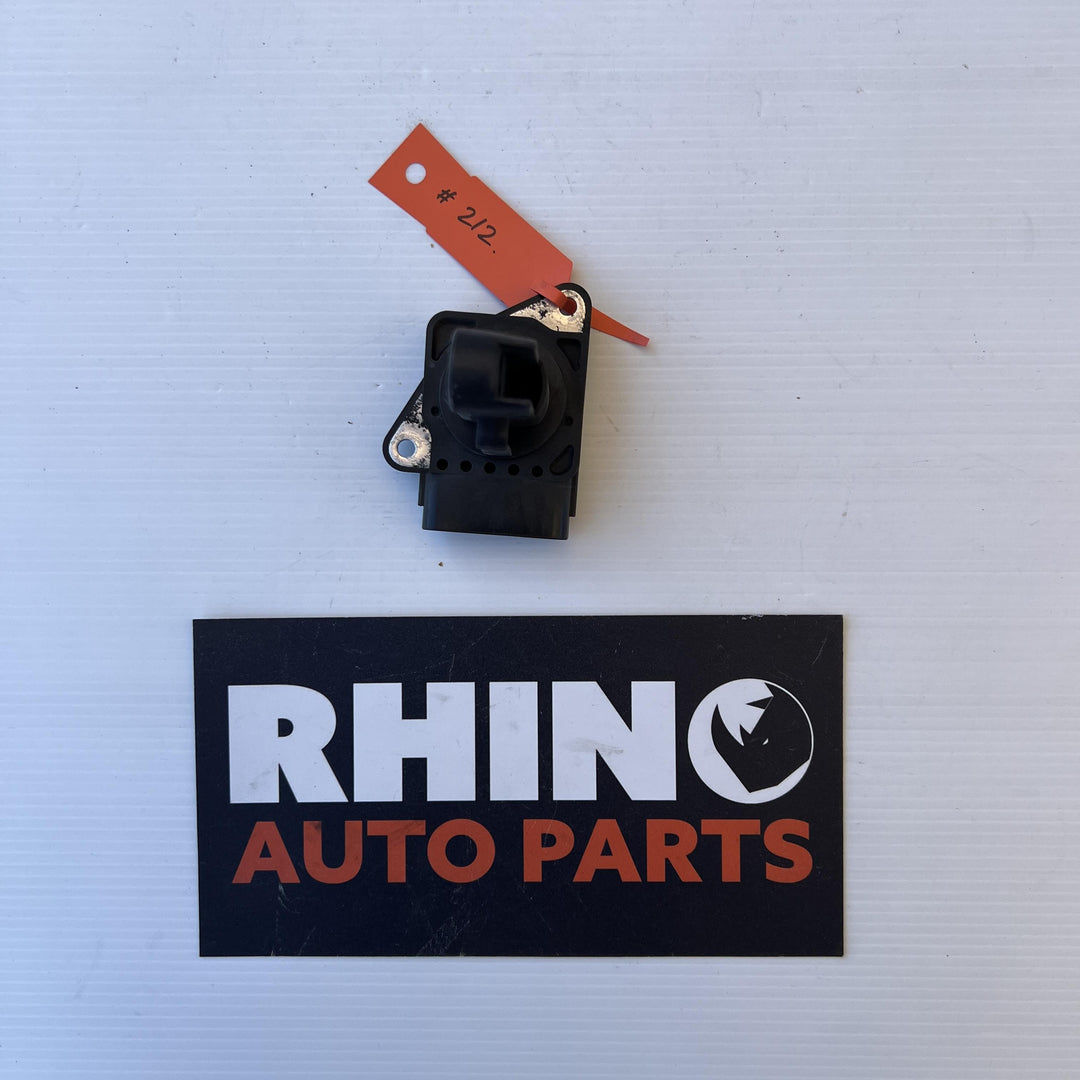 2010 Toyota Hiace - Air Flow Sensor PN: 2220430010