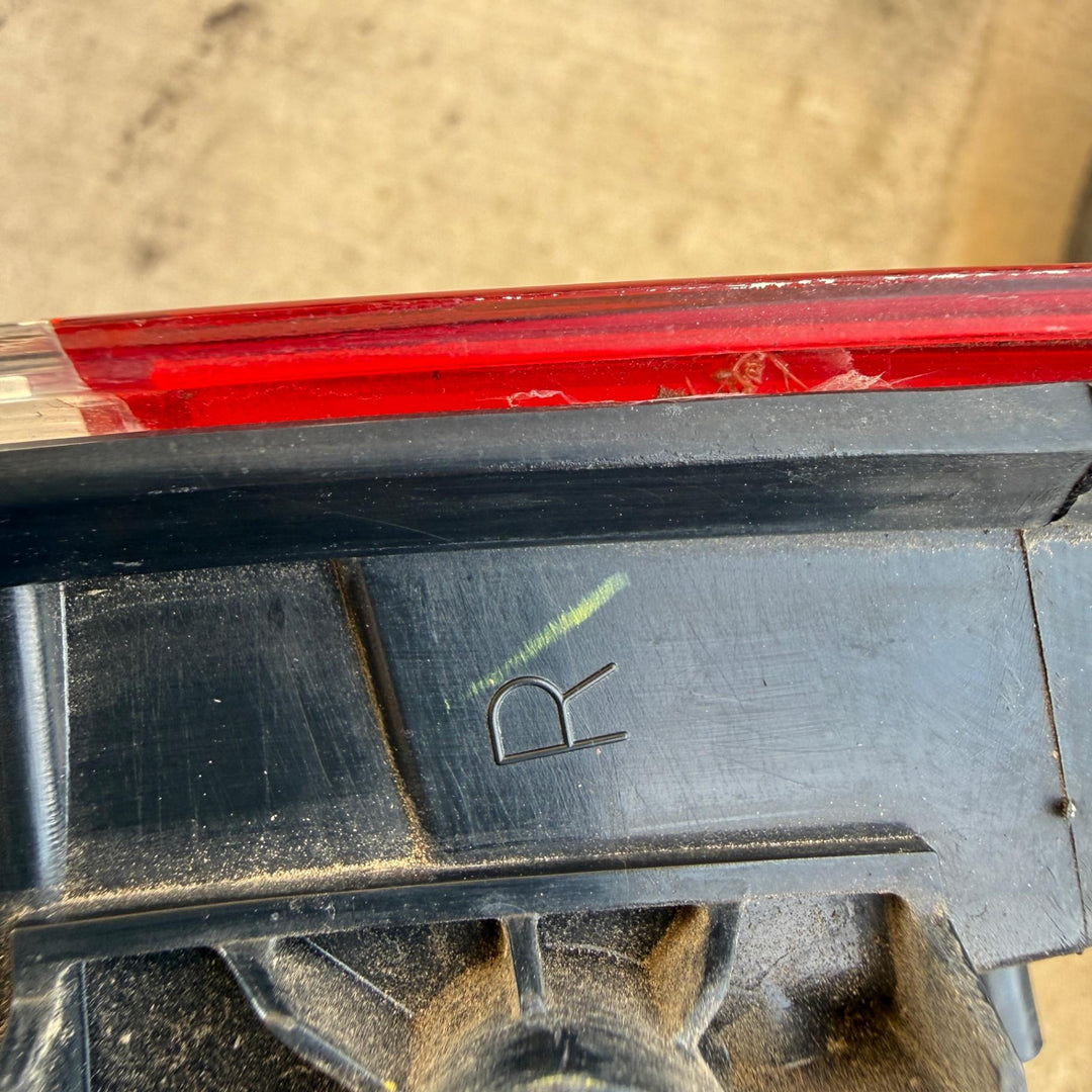 2015-2020 Nissan Navara - Right Taillight