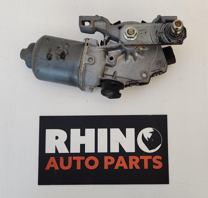 2007 IS GSE20R - Wiper Motor PN: 8511026220