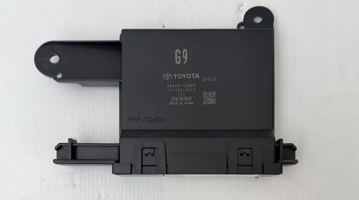 -
  
  Toyota
  Corolla
  Hybrid
  A/C Amplifier
  8865012G90