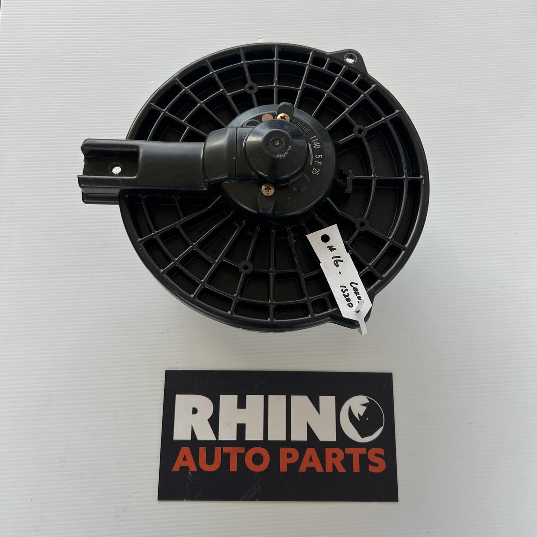 2004 Lexus IS200 E10 - Heater Fan Motor