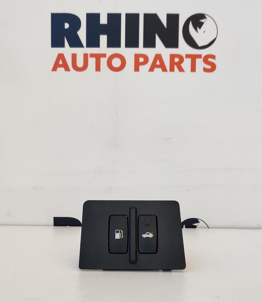 2007 IS GSE20R - Fuel Door Switch
