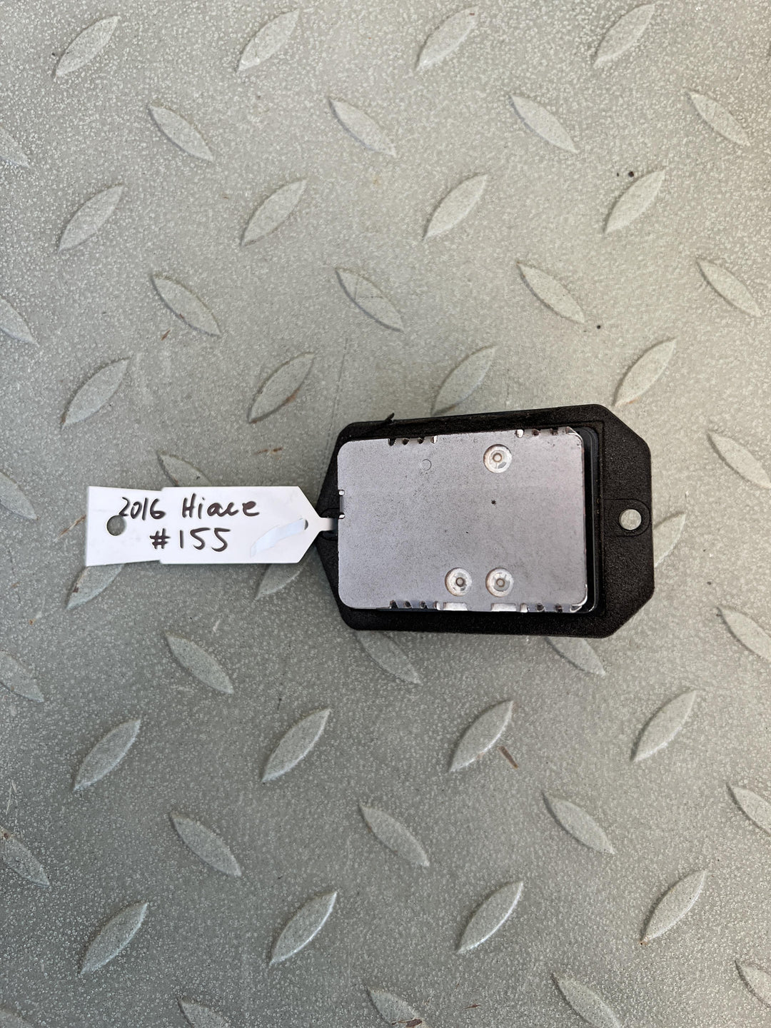 2016 Toyota Hiace V H200 - Fan Speed Resistor