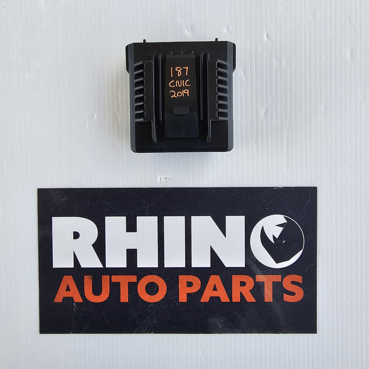 2016 -
  2021
  Honda
  Civic
  VTiLX
  Central Gateway Module
  TBAA021