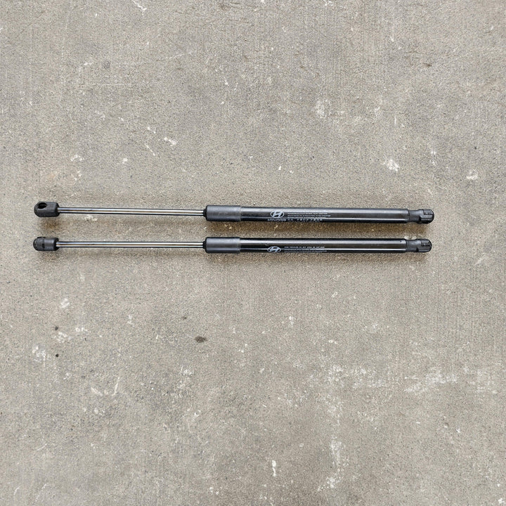 2023 Hyundai i30 - Hatch Strut