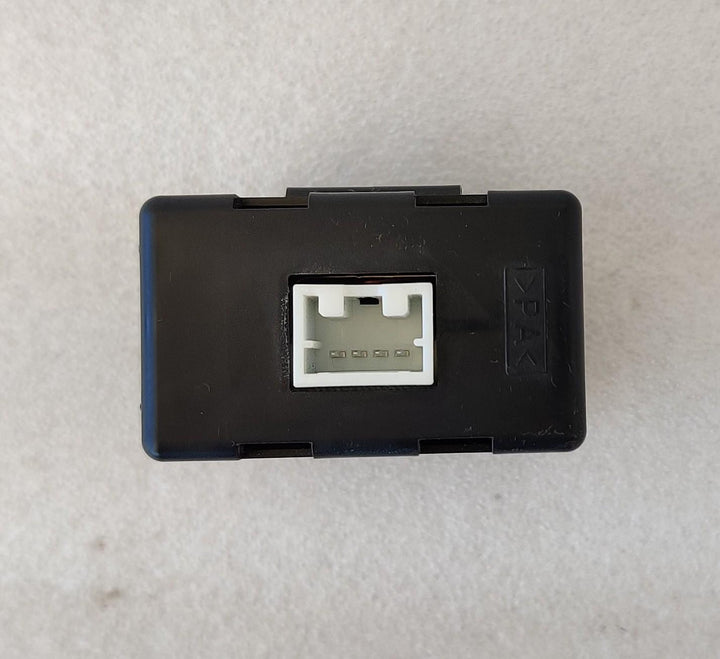 2016 -
  2021
  Nissan
  Navara
  
  Transfer Case Module