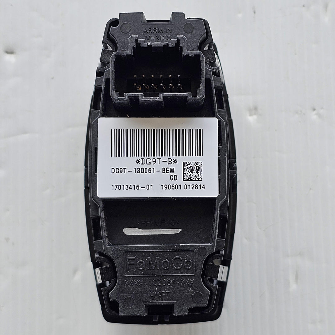 2015 -
  2022
  Ford
  Ranger
  XLS
  Headlight Switch
  DG9T13D061BEW