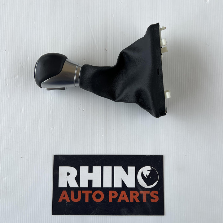 2021 -
  2025
  Hyundai
  i30
  Elite
  Automatic Shifter Knob