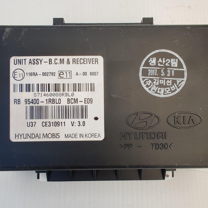 2017 Hyundai Accent RB - Body Control Module PN: 954001RBL0
