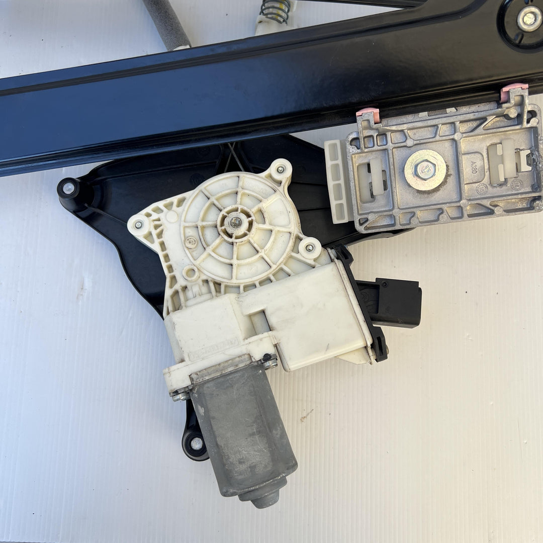 2015 -
  2023
  Ford
  Mustang
  
  Left Front Window Regulator/Motor
  0526801202