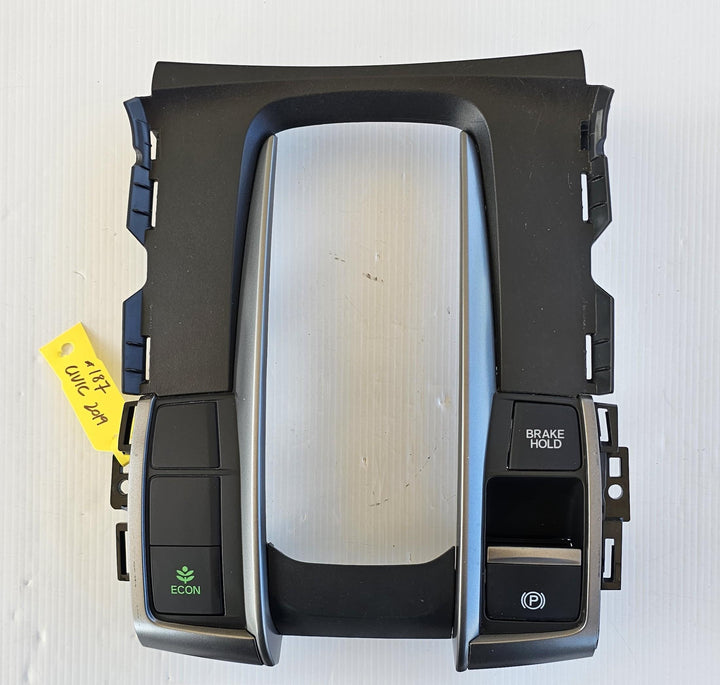 2016 -
  2021
  Honda
  Civic
  VTiLX
  Handbrake Switch