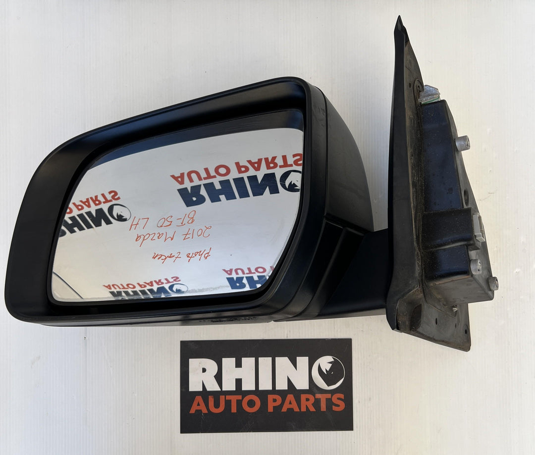 2017 Mazda BT-50 MM0UR0YE100683481