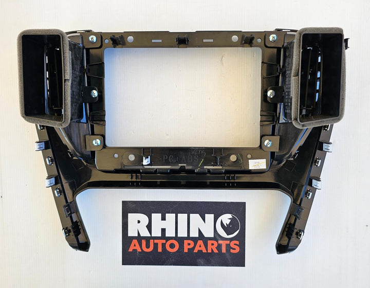 2022 Isuzu MU-X - Dash Air Vent Centre