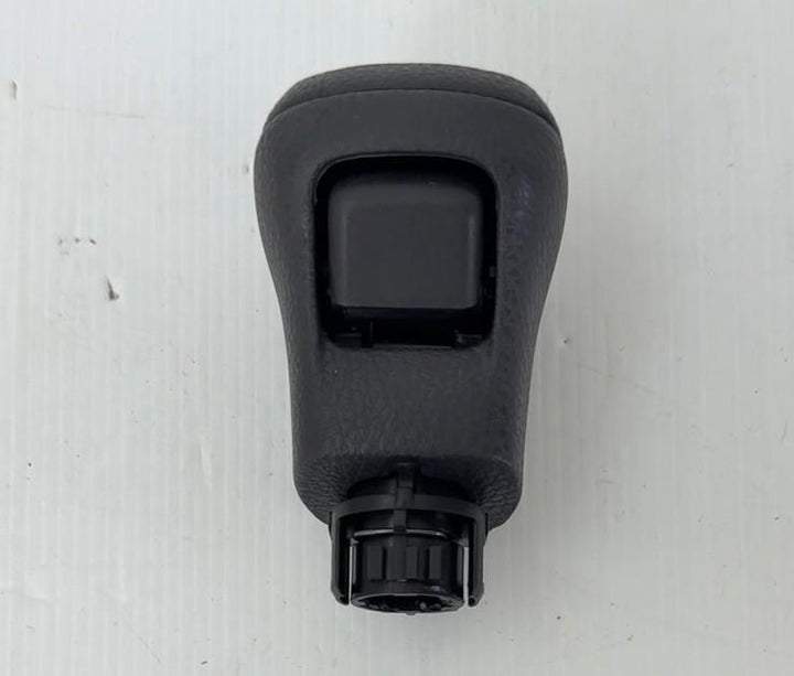 -
  
  Toyota
  Corolla
  Hybrid
  Shifter Knob