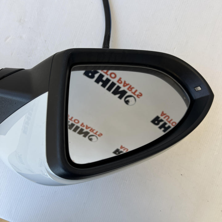2018 Volkswagen Golf - Left Door Mirror