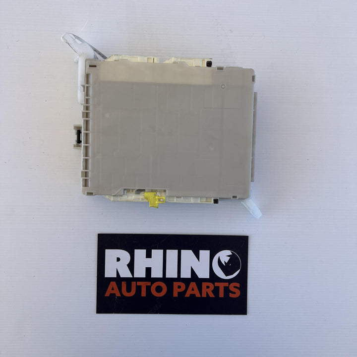 2016 Toyota Camry XV50 - Electronic Module PN: 8922133A50