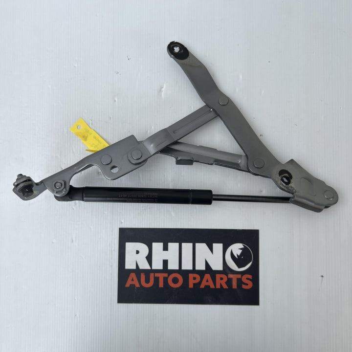 2017 Mitsubishi Lancer VII CF - Bootlid/Tailgate Hinge