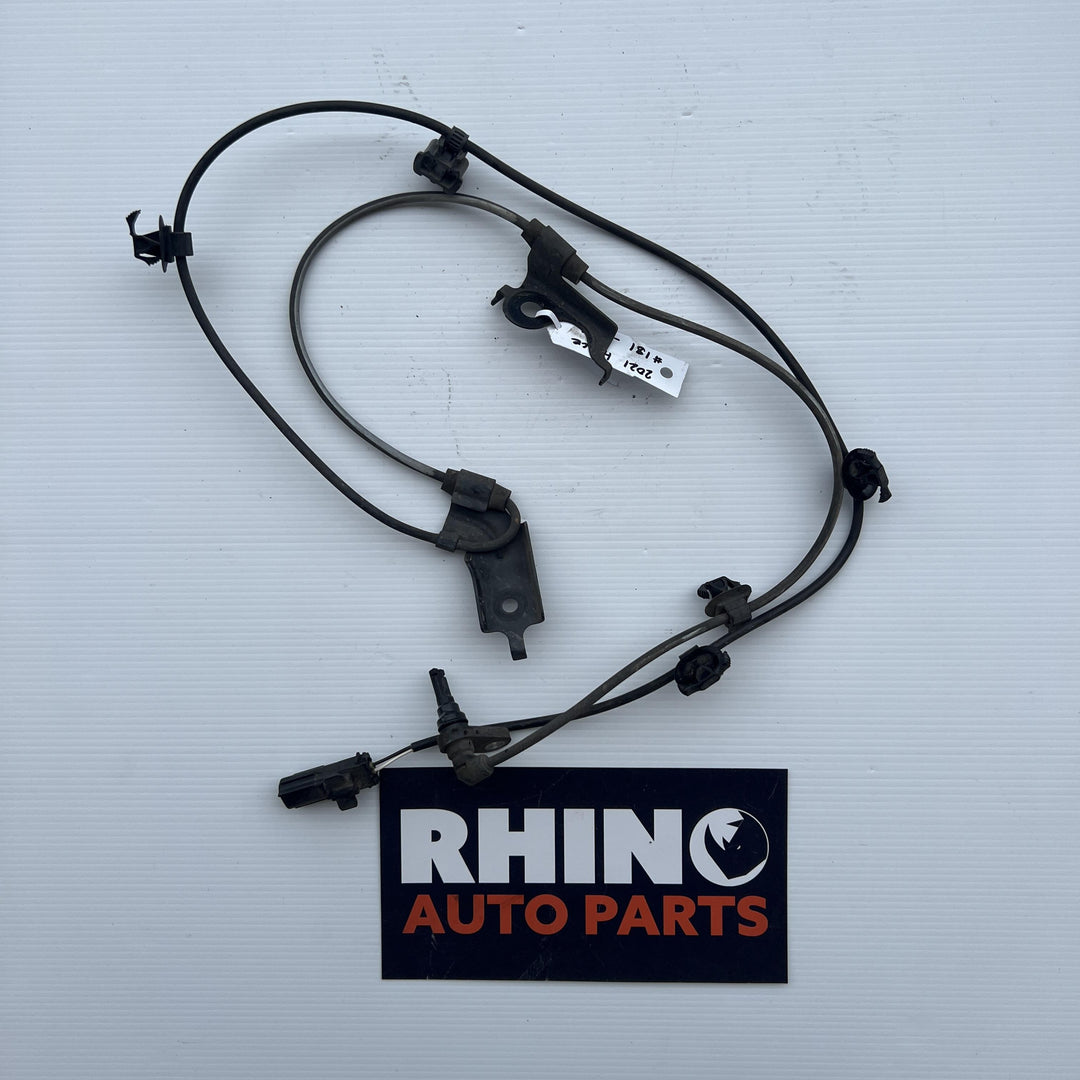 2021 Toyota Hiace VI H300 GDH300 - Right Front ABS Sensor