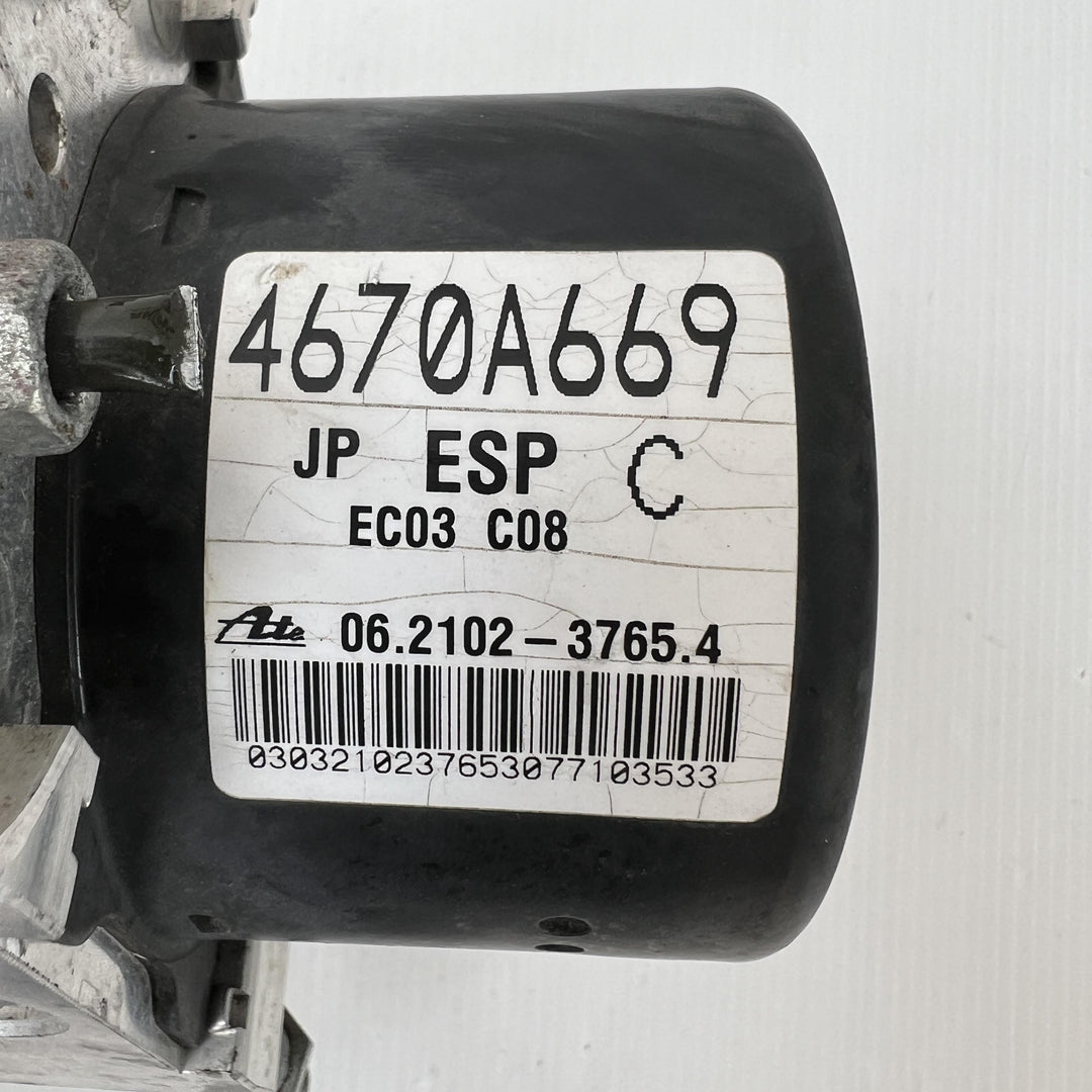 2017 Mitsubishi Lancer VII CF - ABS Pump/Modulator PN: 4670A669