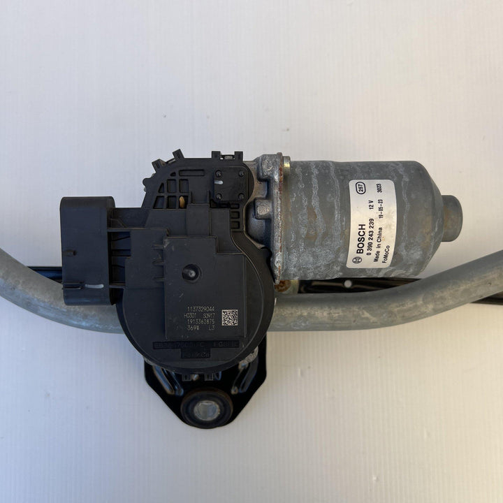 2019 Ford Ranger PX3 - Wiper Motor PN: 0390243239