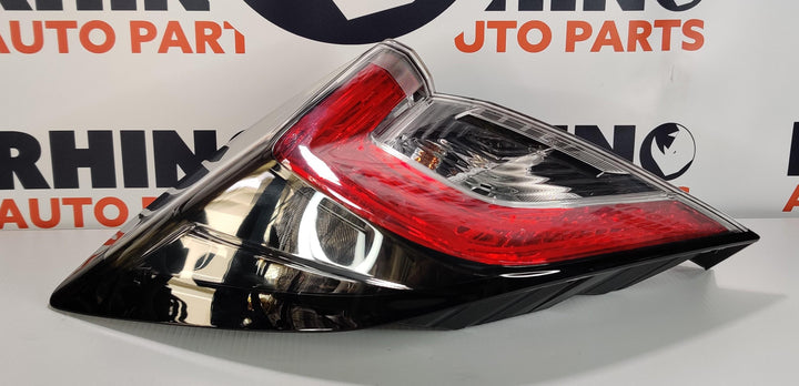 2017 -
  2021
  Honda
  Civic
  RS
  Left Taillight