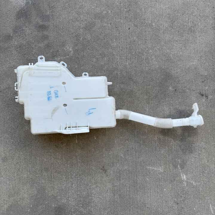2018-2023 Mitsubishi Triton KL KL1 - Washer Bottle