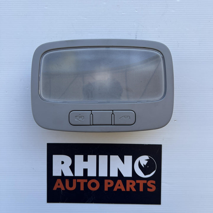 2007 -
  2021
  Hyundai
  iLoad
  Cargo
  Cab Roof Light
  928704H000 
928704H100