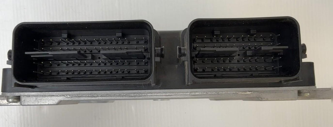 -
  
  Mitsubishi
  Lancer
  
  ECU
  1860C114