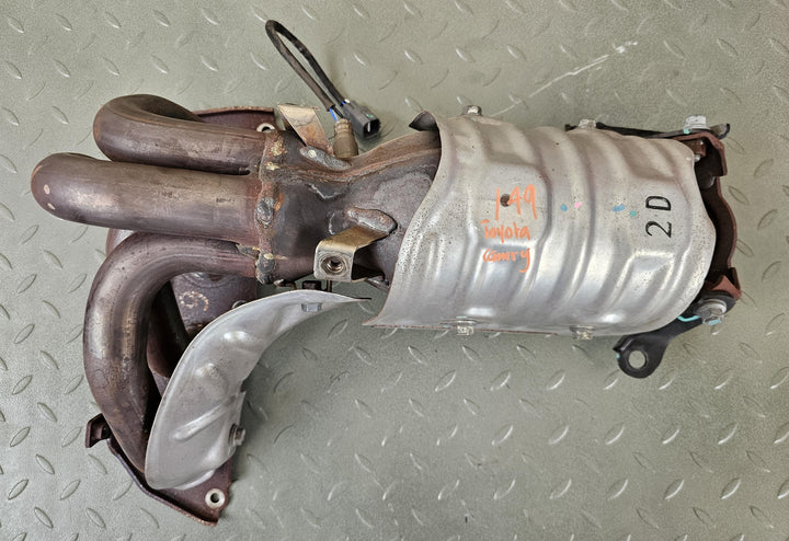 2016 Toyota Camry XV50 - Catalytic Converter PN: V120