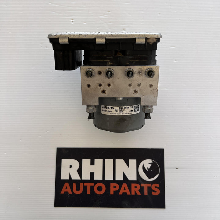 2015 -
  2021
  Mitsubishi
  Outlander
  Black Edition
  ABS Pump/Modulator
  4670B745