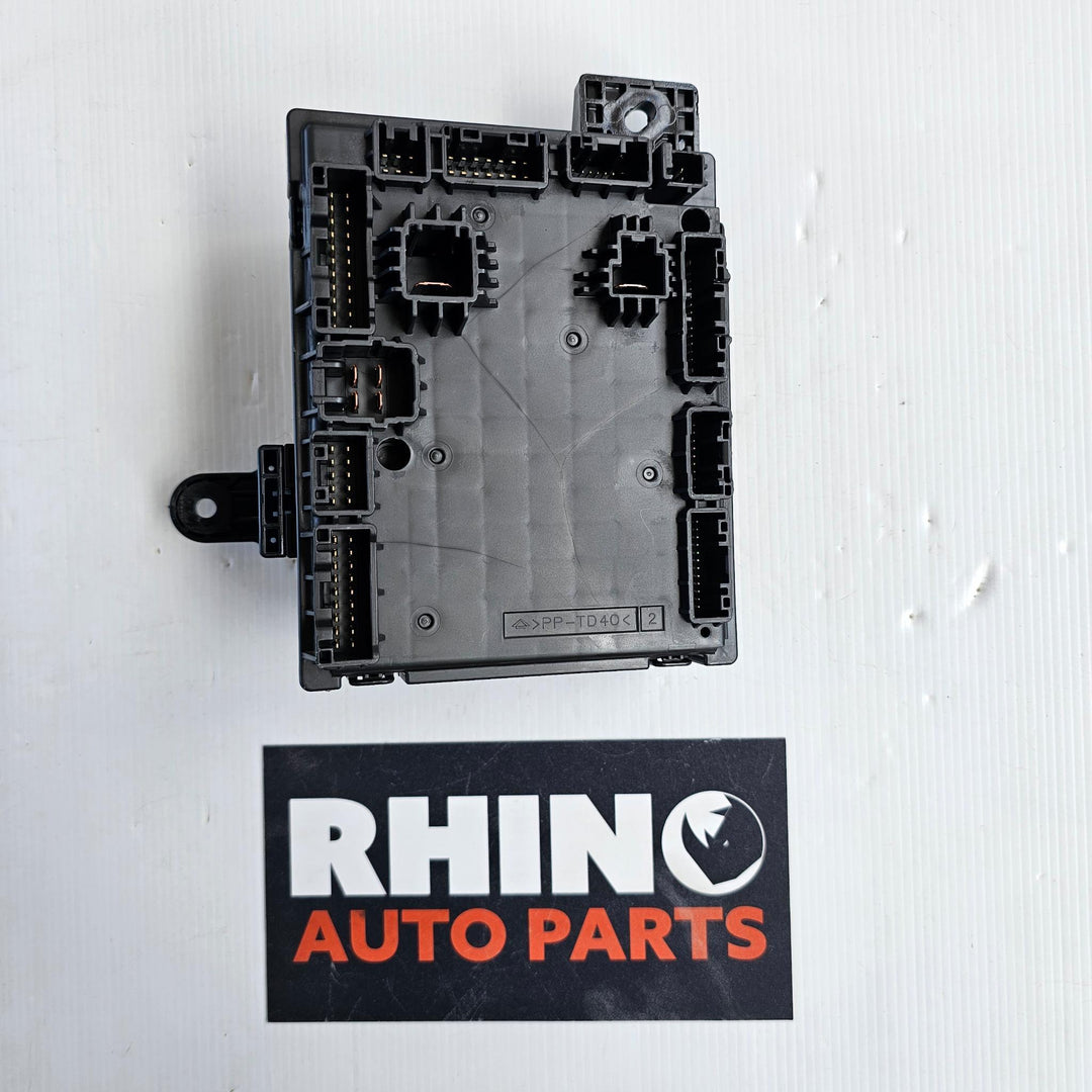 2022 Isuzu MU-X - Interior Fuse Box PN: 8975550920