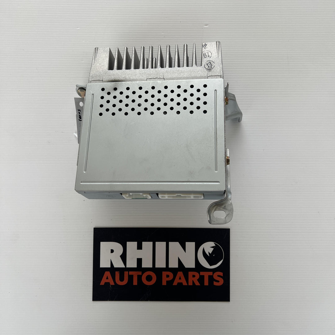 2004 Lexus IS200 E10 - Amplifier
