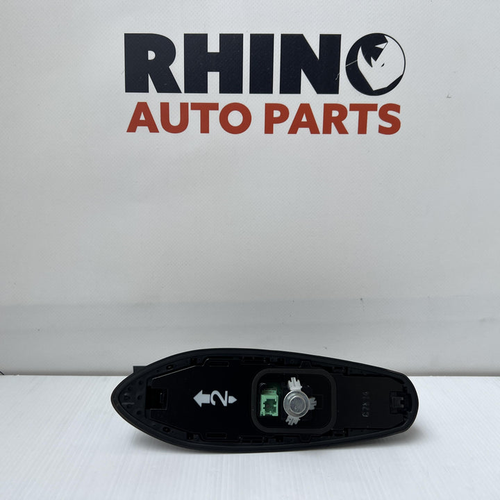 2017 Toyota C-HR X50 - Antenna