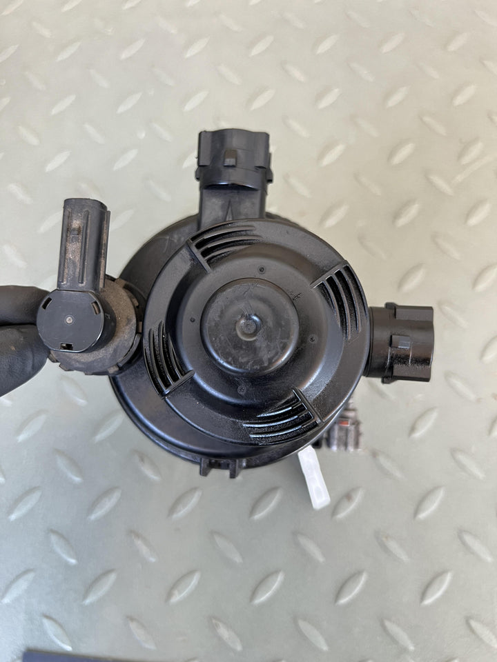 2016 Toyota Hiace V H200 - Fuel Filter Housing