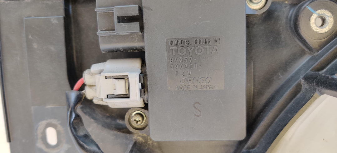 2012 -
  2018
  Toyota
  Corolla
  
  Fan
  8925712010