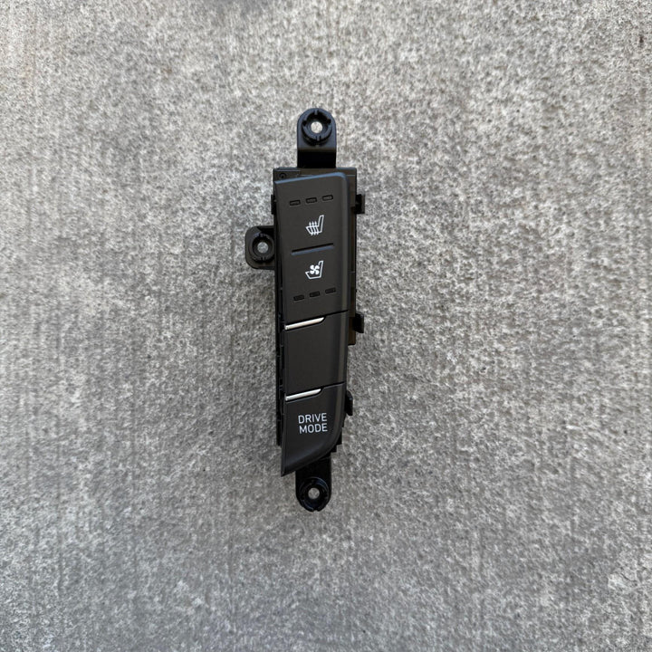 2023 Hyundai i30 - Seat Switch PN: 93300G3980