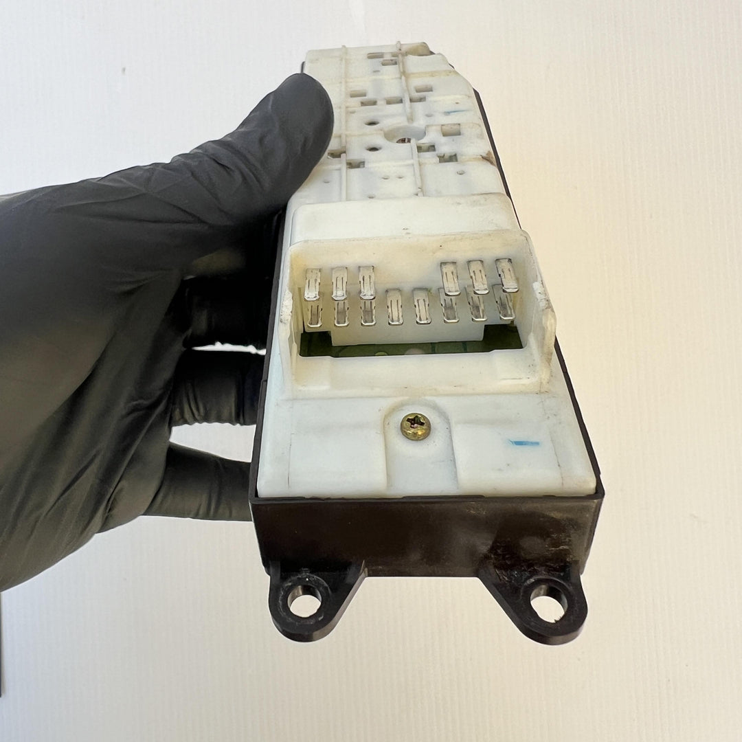 2000 Toyota Land Cruiser Prado - Master Power Window Switch